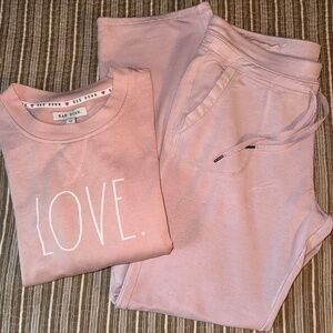 Rae Dunn “Love” Sweatshirt & Members Mark Sweatpants with pockets Sizes M-L